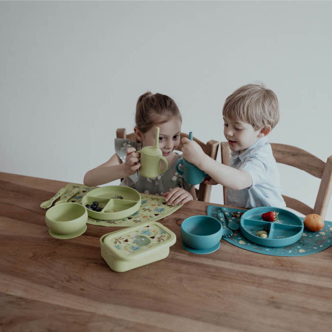 Sassi Silicone Lunch Box - Cracky the Dinosaur image 2