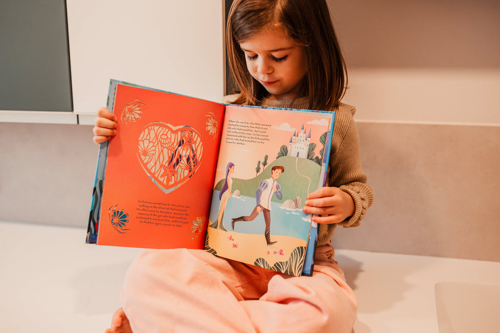 Sassi - Die-Cut, Fairy Tale Book - The Little Mermaid image 2