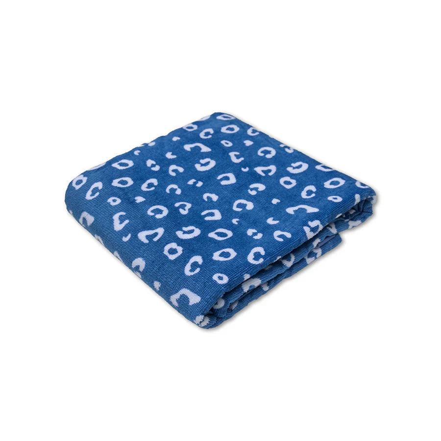 Swim Essentials Luxe Beach Towel - Blue Leopard, 135 x 65cm image 4