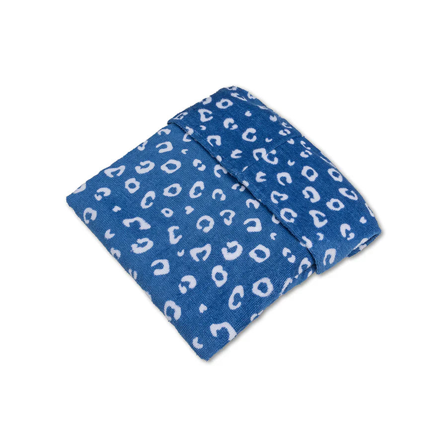 Swim Essentials Luxe Beach Towel - Blue Leopard, 135 x 65cm image 5