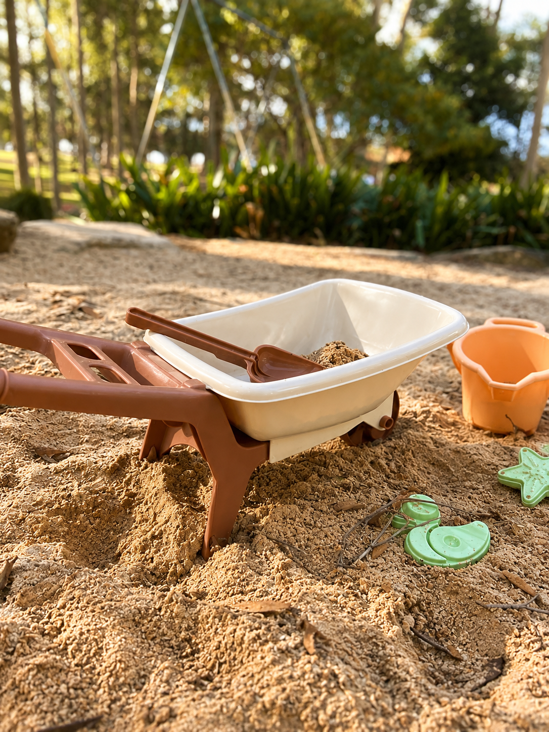 Plasto Soft Neutrals Wheelbarrow Set, 6 pcs image 3