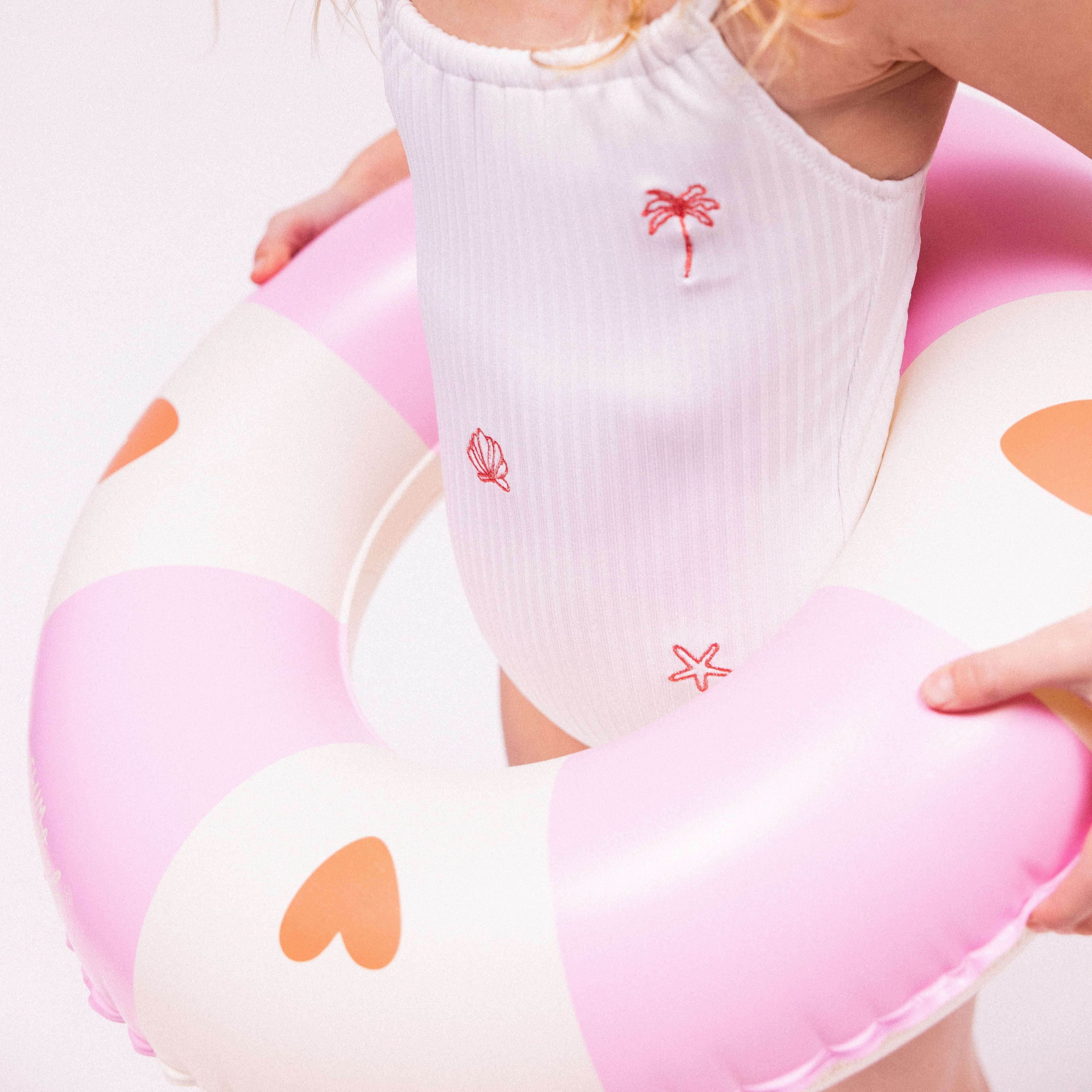 Swim Essentials Inflatable Swim Ring - Cozy Hearts, 55 cm image 5
