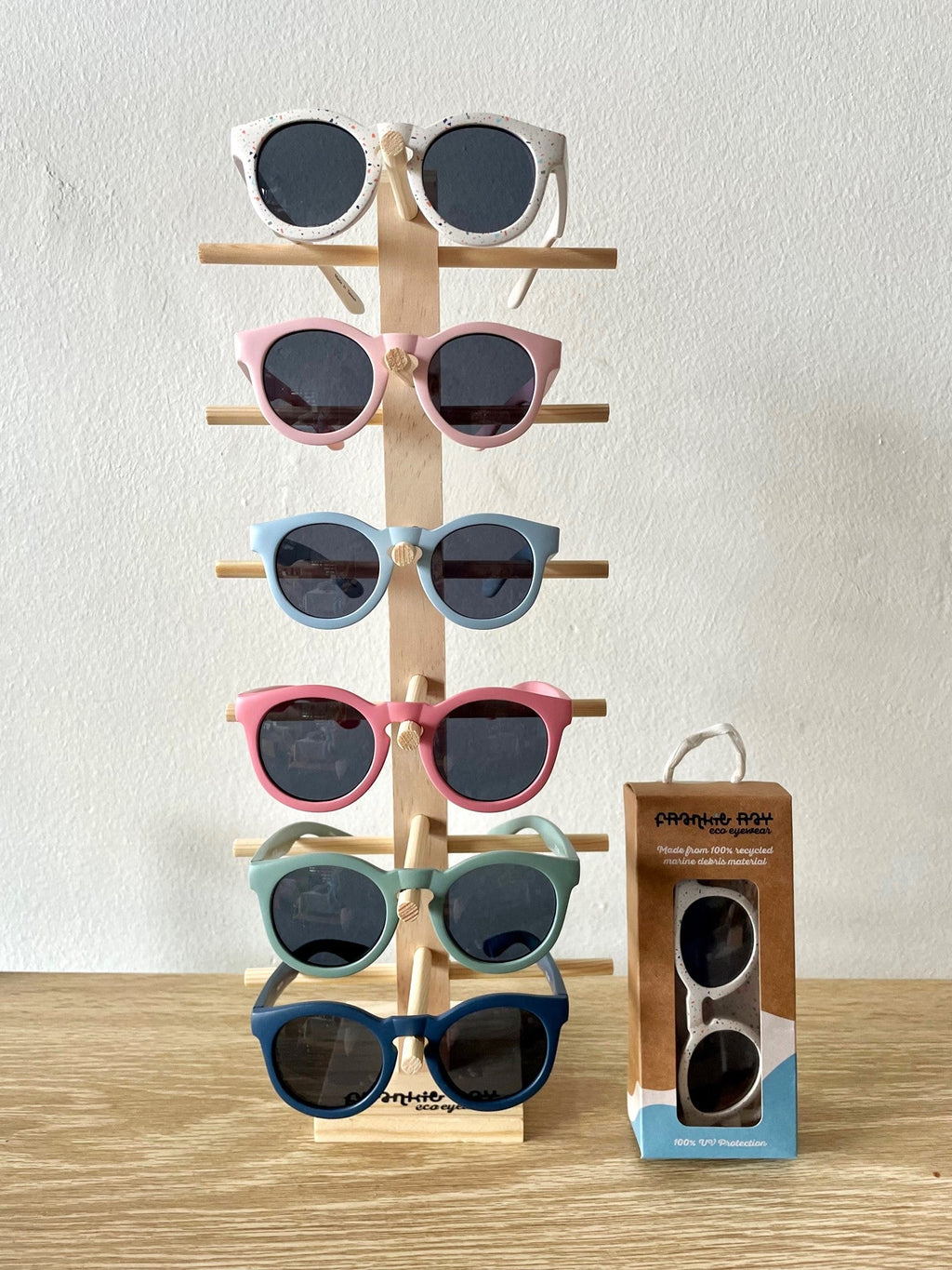 Frankie Ray ECO Wooden 6pc display image 2