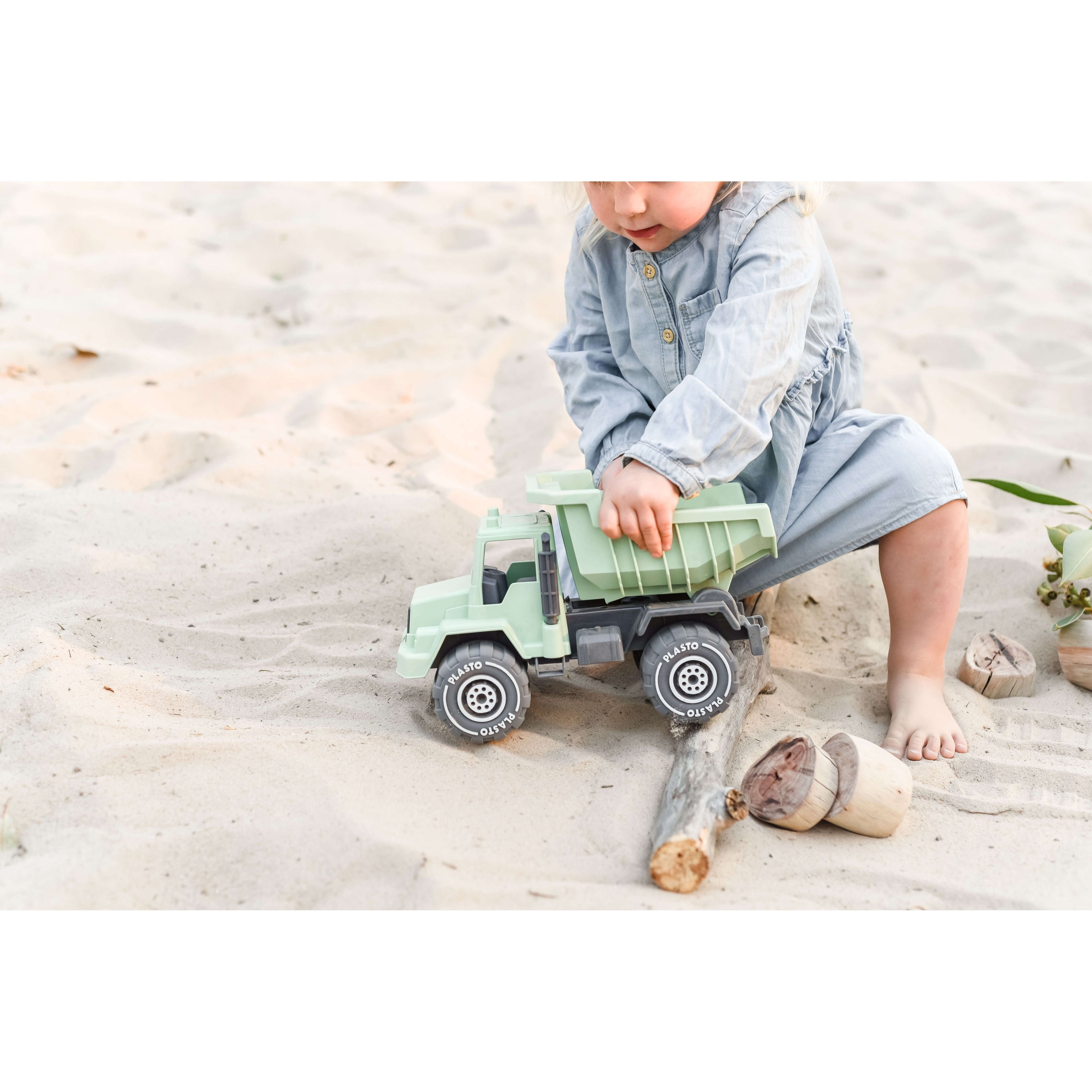 Plasto "I'M GREEN" BioPlastic Tipper Truck, 30 cm image 2