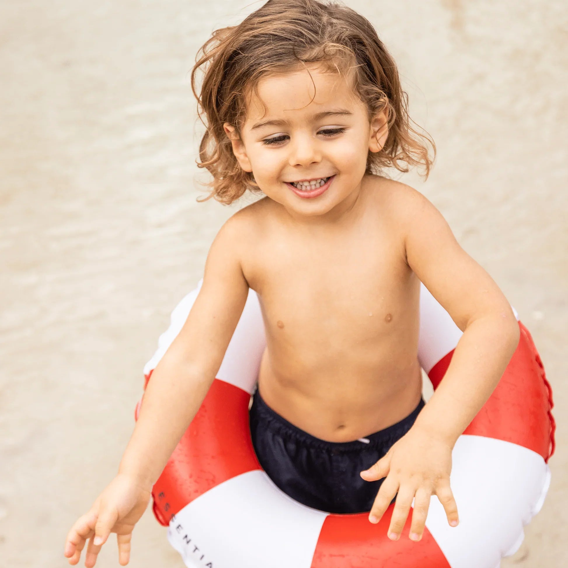 Swim Essentials Inflatable Swim Ring - Drift Red/White, 55 cm image 3