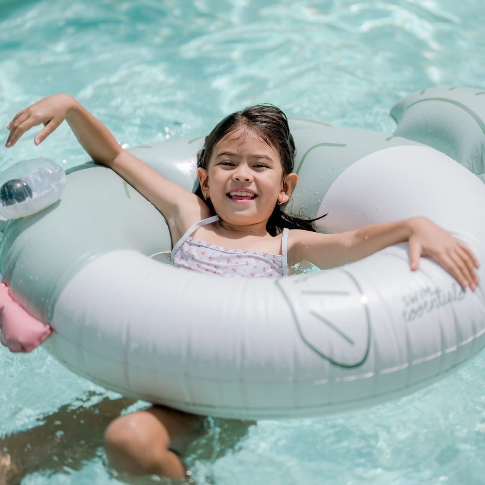 Swim Essentials Inflatable Swim Ring - Puck Pufferfish, 95 cm image 5