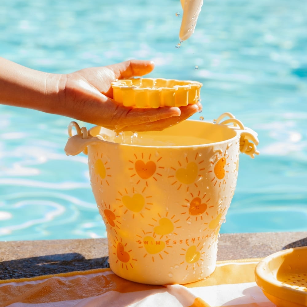 Swim Essentials Beach Bucket Set - Solmate image 4
