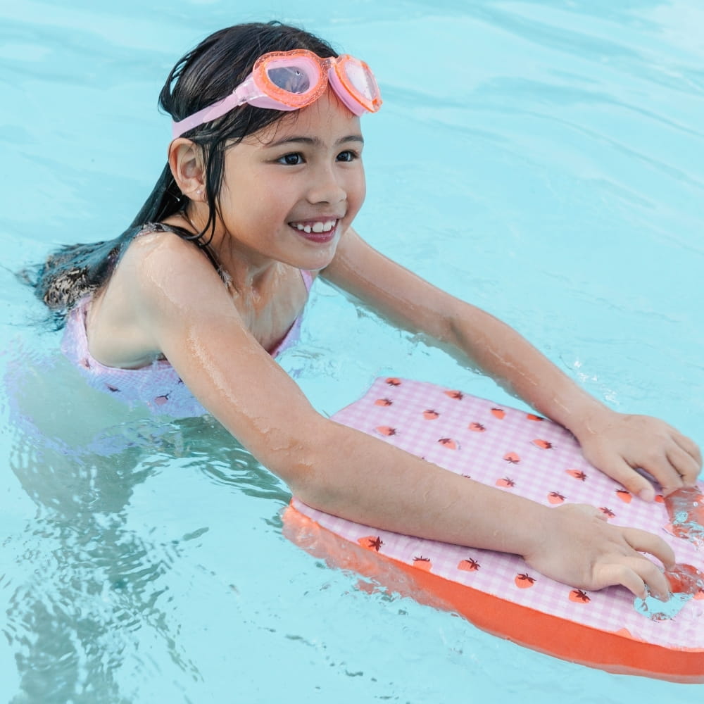 Swim Essentials Heart Goggles - Strawberry Fields image 8